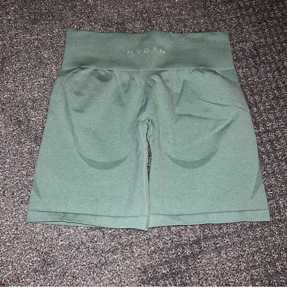 NVGTN contour seamless shorts